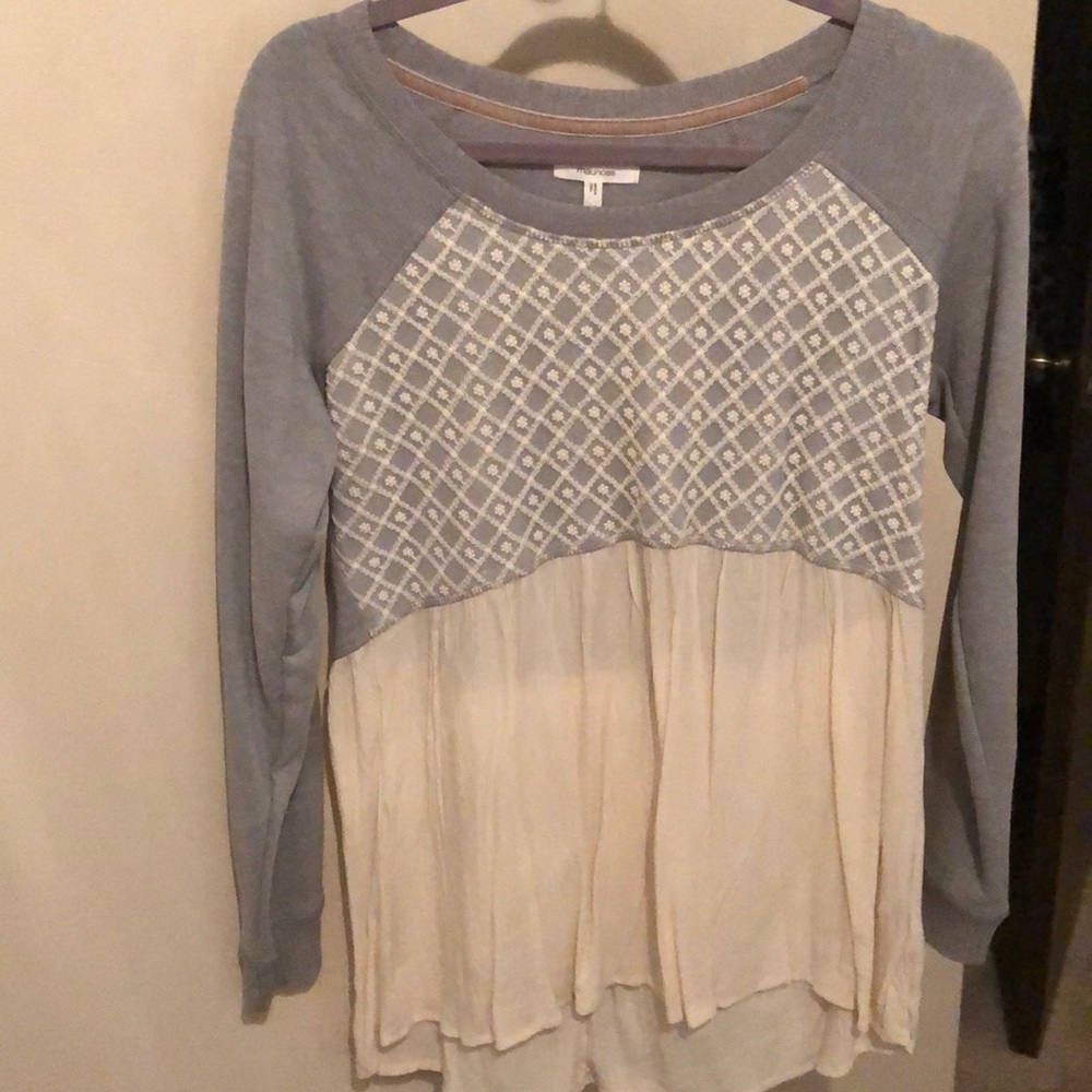 Maurice’s grey and cream sweater blouse size M